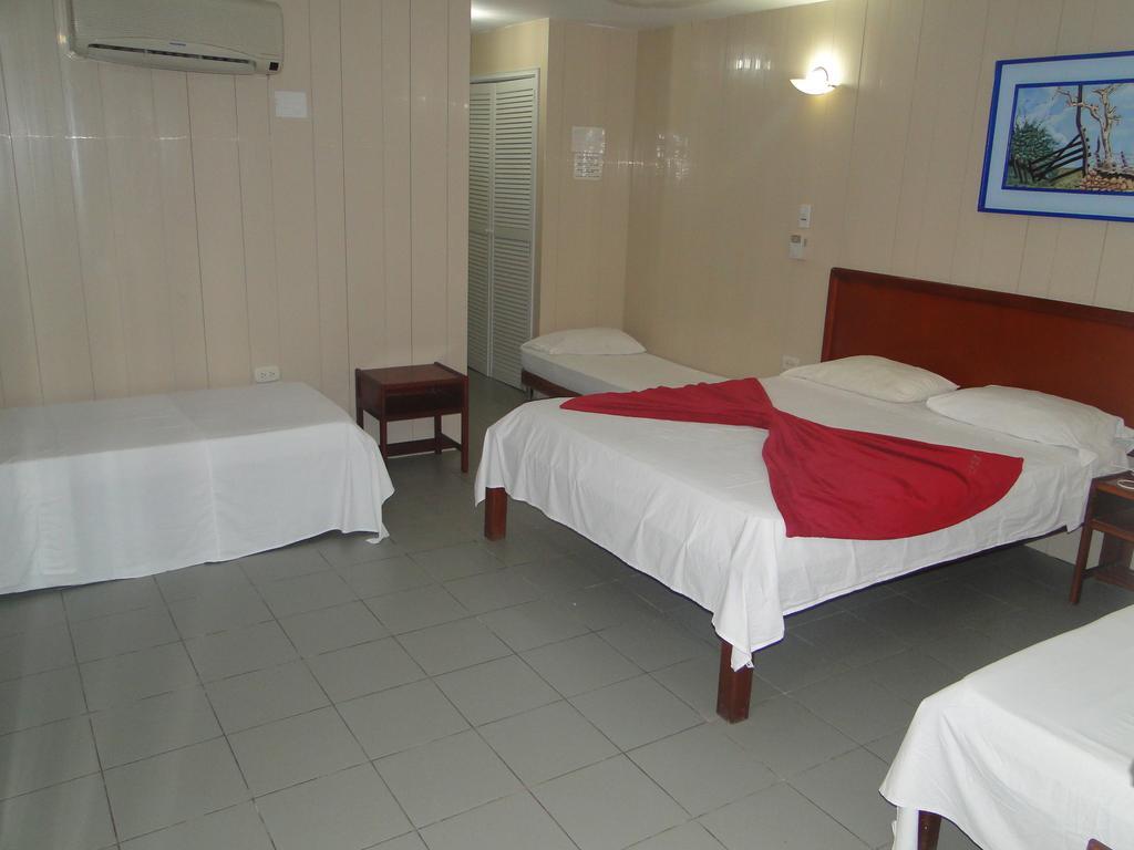 Hotel Nitana Coveñas Exteriör bild